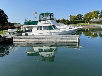 37' Mainship 1997 Yacht For Sale